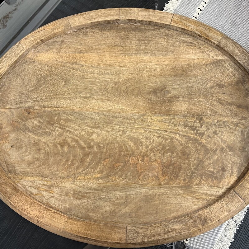 Elevarre Wood Tray
Solid Wood with Thick Gold Handles
Size: 28x23x4H
NEW- Retail $295+
Coordinating Tray Sold Separately (Can Nest)