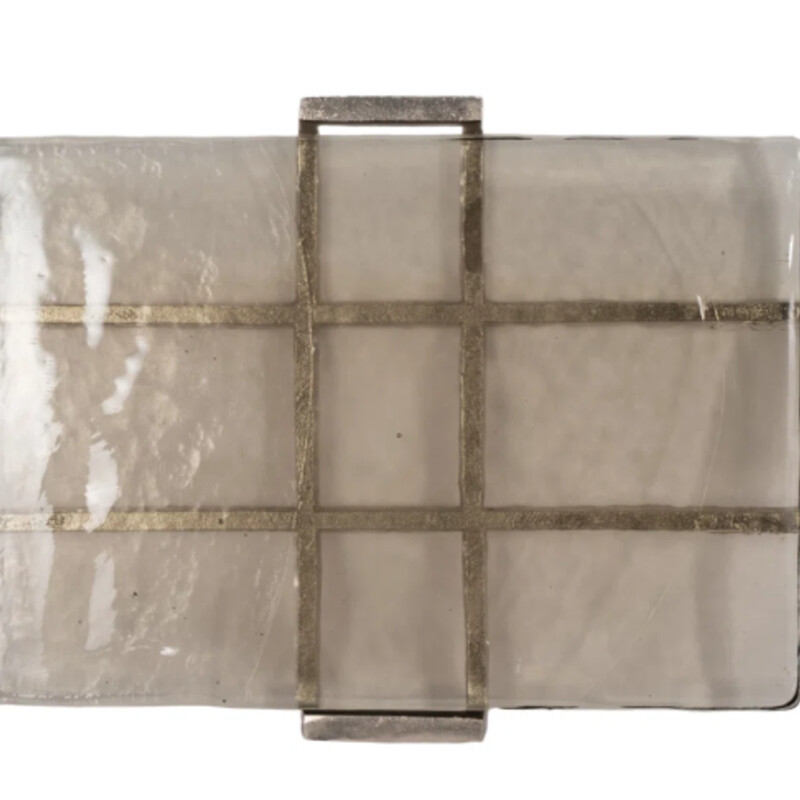 Everly Quinn Kingston Glass Tray
Clear with Black Accent
Size: 20x14x2H
Can be added to your table, console or bookcase for a distinctive style to match any decor.
NEW Retail $175+
Weighs 26 lbs
SHIPPING NOT AVAILABLE FOR THIS ITEM