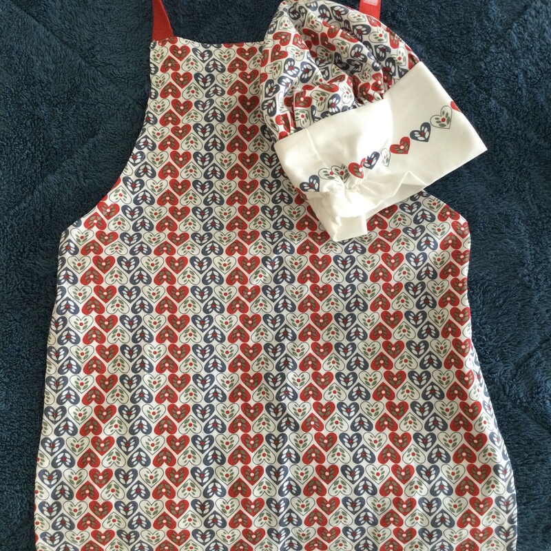 Little Ones Apron Set