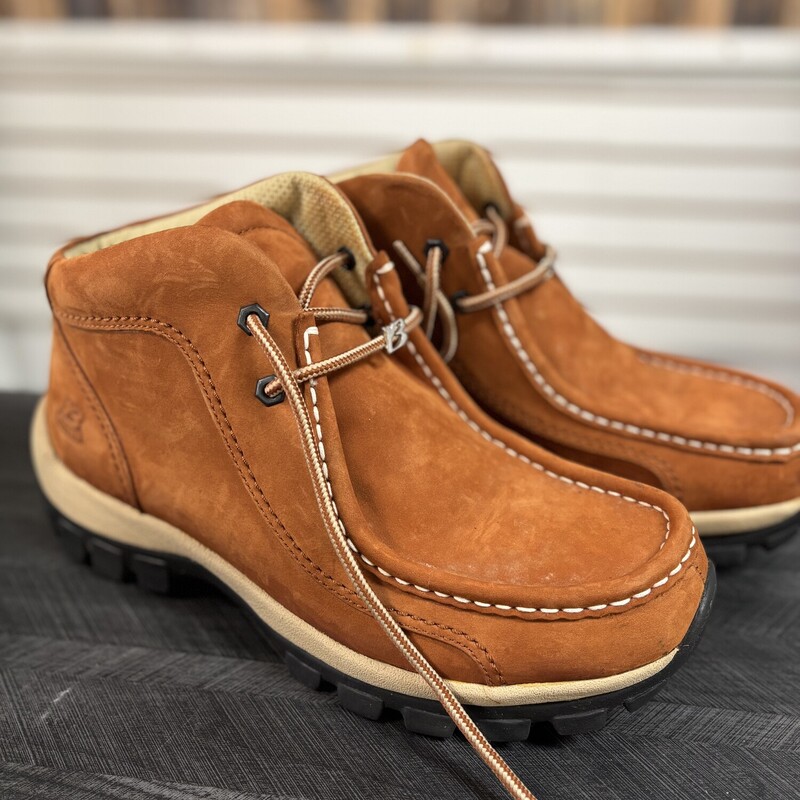 B Boots, Size: 10.5
