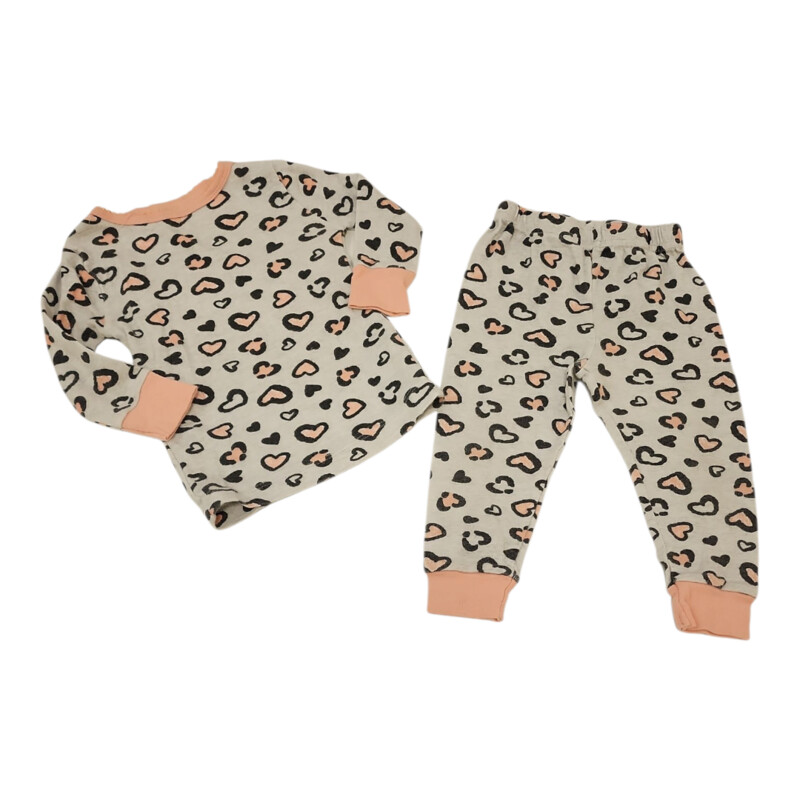 2pc Sleeper: Gray Hearts, Girl, Size: 12m

Located at Pipsqueak Resale Boutique inside the Vancouver Mall, Suite 230, (upstairs between Round 1 and Golds Gym) or online at: #pipsqueakresale

All items are photographed prior to being steamed. Cross posted, items are located at #PipsqueakResaleBoutique, payments accepted: cash, paypal & credit cards. Any flaws will be described in the comments. More pictures available with link above. Local pick up available at the #VancouverMall, tax will be added (not included in price), shipping available (not included in price, *starts at $9.99; please contact regarding shipment of toys or other larger items), item can be placed on hold with communication, message with any questions. Join Pipsqueak Resale - Online to see all the new items! Follow us on IG @pipsqueakresale / Facebook @pipsqueakresaleboutique & Thanks for looking! Due to the nature of consignment, any known flaws will be described; ALL SHIPPED SALES ARE FINAL. All items are currently located inside Pipsqueak Resale Boutique as a store front items purchased on location before items are prepared for shipment will be refunded.

#resalerocks #shopsmall #pipsqueakresale #shopvanmall #vancouverwa #portland #reusereducerecycle #fashiononabudget #chooseused #consignment #savemoney #shoplocal #weship  #shopvanmall #vancouvermall #vancouver #vancouverwashington #keepusopen #shoplocalonline #resale #resaleboutique #mommyandme #minime #fashion #reseller #usedclothing #usedtoys #secondhand #consign #store #clothes #womensclothes #kidsclothes #shopvancouvermall