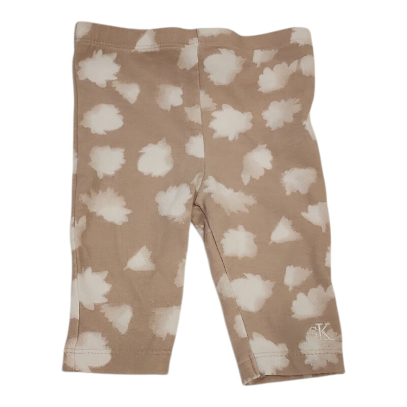 Pants: Tan/Clouds, Girl, Size: 12m

Located at Pipsqueak Resale Boutique inside the Vancouver Mall, Suite 230, (upstairs between Round 1 and Golds Gym) or online at: #pipsqueakresale

All items are photographed prior to being steamed. Cross posted, items are located at #PipsqueakResaleBoutique, payments accepted: cash, paypal & credit cards. Any flaws will be described in the comments. More pictures available with link above. Local pick up available at the #VancouverMall, tax will be added (not included in price), shipping available (not included in price, *starts at $9.99; please contact regarding shipment of toys or other larger items), item can be placed on hold with communication, message with any questions. Join Pipsqueak Resale - Online to see all the new items! Follow us on IG @pipsqueakresale / Facebook @pipsqueakresaleboutique & Thanks for looking! Due to the nature of consignment, any known flaws will be described; ALL SHIPPED SALES ARE FINAL. All items are currently located inside Pipsqueak Resale Boutique as a store front items purchased on location before items are prepared for shipment will be refunded.

#resalerocks #shopsmall #pipsqueakresale #shopvanmall #vancouverwa #portland #reusereducerecycle #fashiononabudget #chooseused #consignment #savemoney #shoplocal #weship  #shopvanmall #vancouvermall #vancouver #vancouverwashington #keepusopen #shoplocalonline #resale #resaleboutique #mommyandme #minime #fashion #reseller #usedclothing #usedtoys #secondhand #consign #store #clothes #womensclothes #kidsclothes #shopvancouvermall