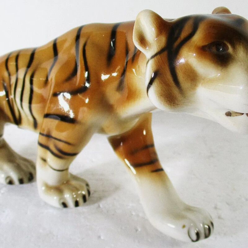 Royal Dux Ceramic Tiger
Orange, Black, White
 Size: 14x6H