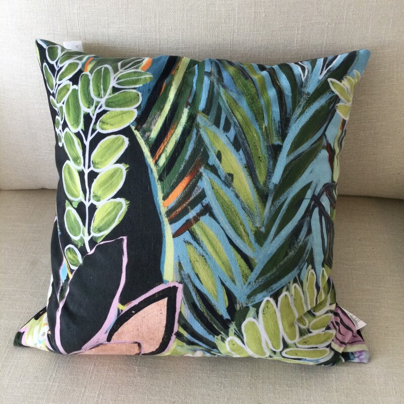 Toss Cushion Botanical