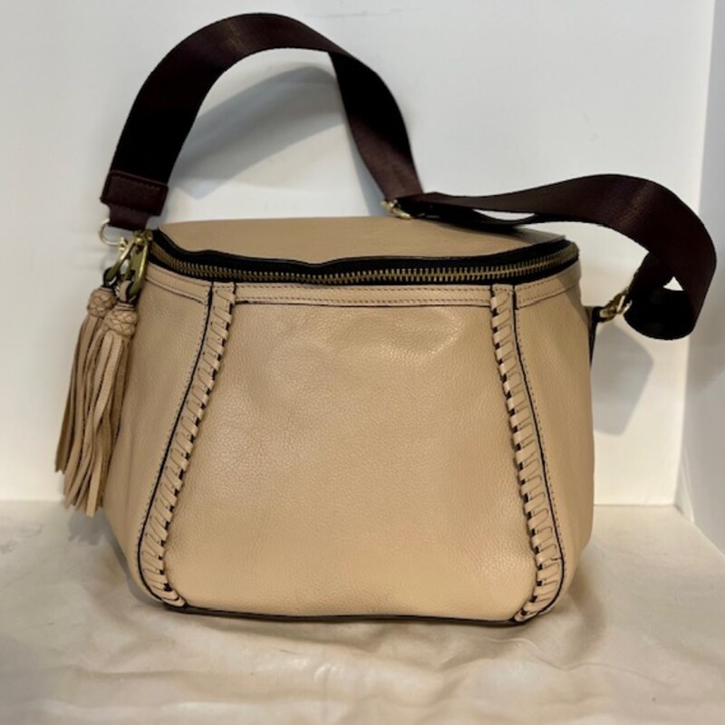 Oryany Pebbled Crossbody Handbag
Tan Brown Size: 12 x 10H