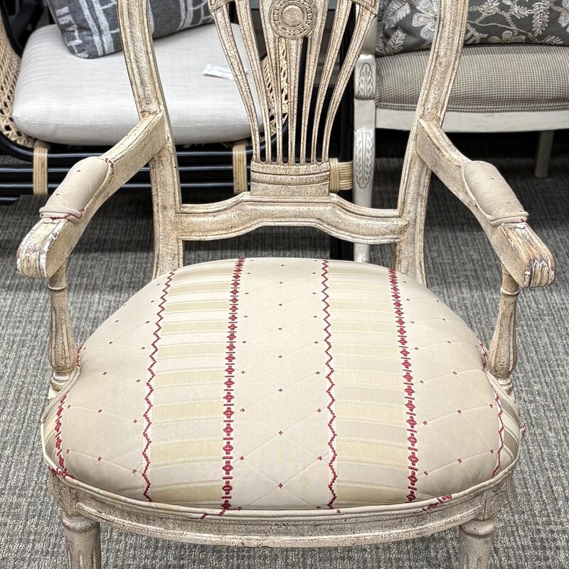 Hot Air Balloon Wood Cut Out Accent Chair
Tan Red Upholstery Distressed Cream Wood
Size: 23x19x40H
As Is- Minor Surface Wear