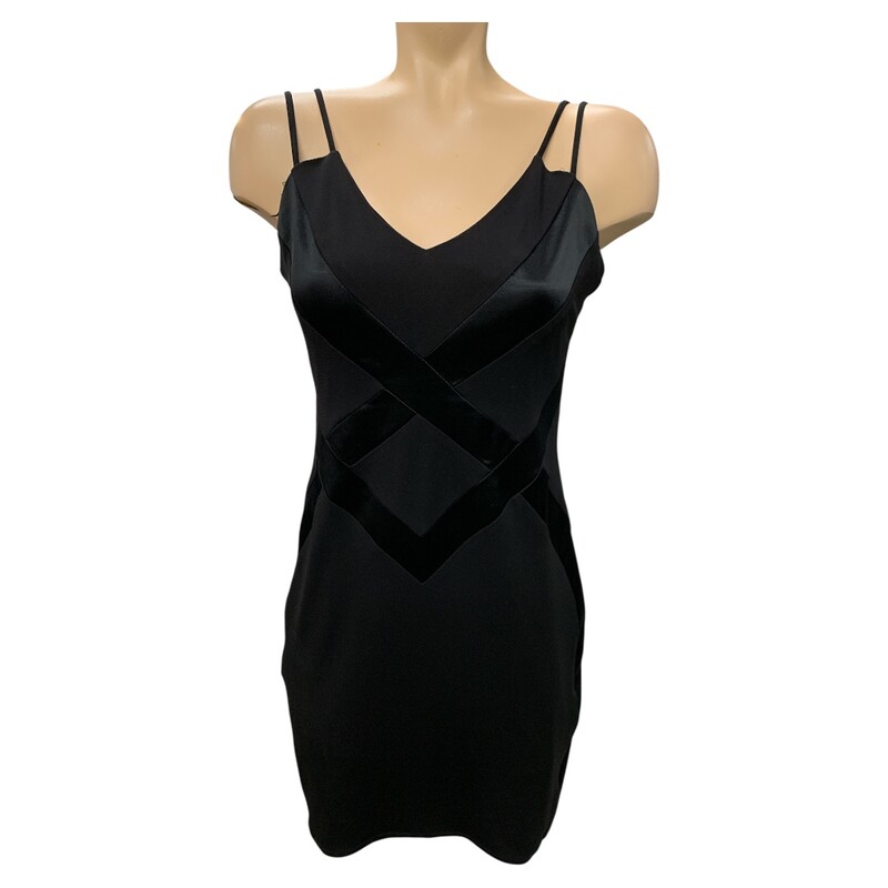 XS Clothing, Black, Size: M