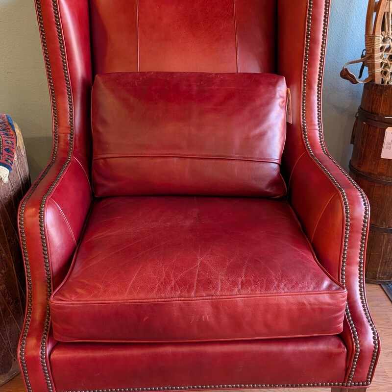 Standford Hiback Studded, Red Leather
37w x 36d x 47h
Ottoman 32 x 24