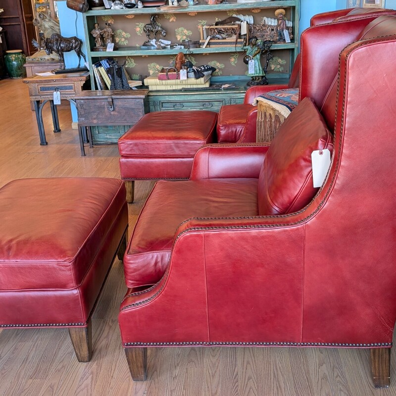 Standford Hiback Studded, Red Leather<br />
37w x 36d x 47h<br />
Ottoman 32 x 24