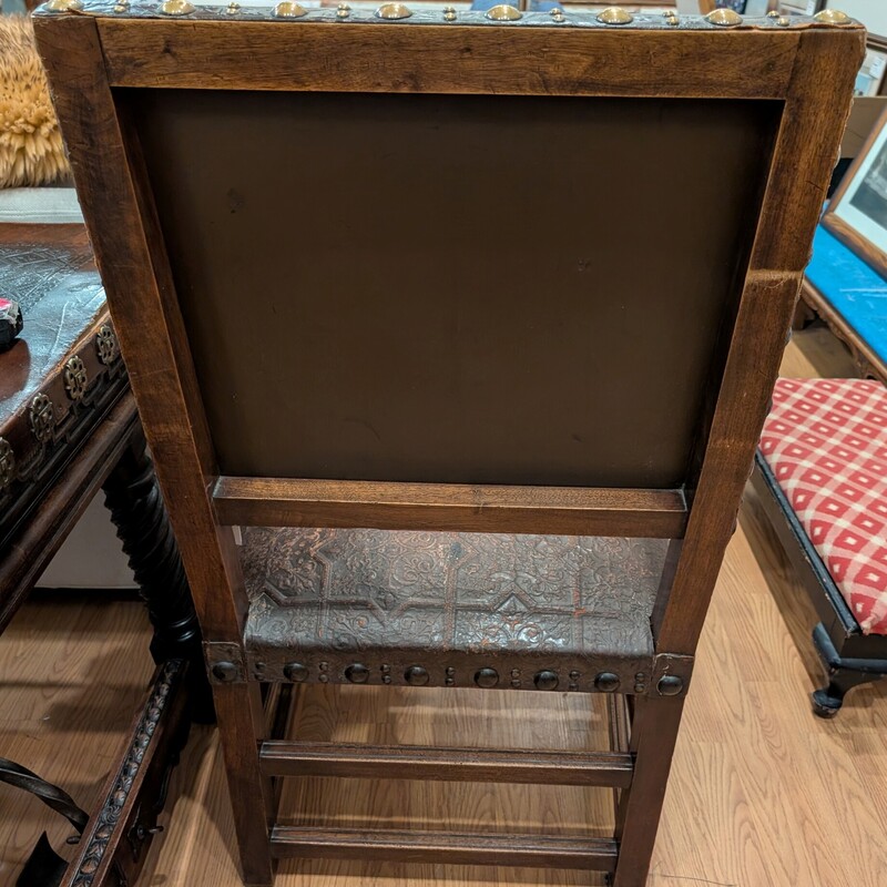 Spanish Walnut Leather, 19thcent, Nailheads
24 x 22 x 43h