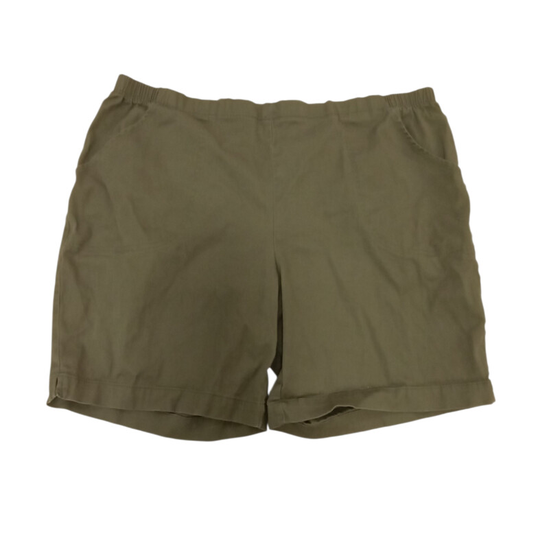 Shorts: Green