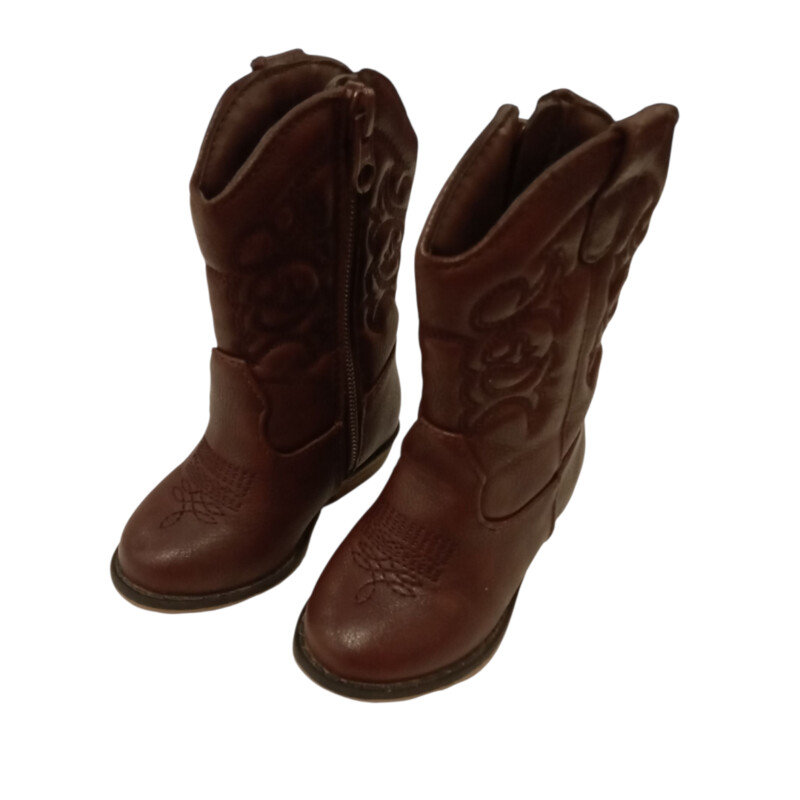 Brown Boots, Boys, Size: 5

Located at Pipsqueak Resale Boutique inside the Vancouver Mall, Suite 230, (upstairs between Round 1 and Golds Gym) or online at: #pipsqueakresale

All items are photographed prior to being steamed. Cross posted, items are located at #PipsqueakResaleBoutique, payments accepted: cash, paypal & credit cards. Any flaws will be described in the comments. More pictures available with link above. Local pick up available at the #VancouverMall, tax will be added (not included in price), shipping available (not included in price, *starts at $9.99; please contact regarding shipment of toys or other larger items), item can be placed on hold with communication, message with any questions. Join Pipsqueak Resale - Online to see all the new items! Follow us on IG @pipsqueakresale / Facebook @pipsqueakresaleboutique & Thanks for looking! Due to the nature of consignment, any known flaws will be described; ALL SHIPPED SALES ARE FINAL. All items are currently located inside Pipsqueak Resale Boutique as a store front items purchased on location before items are prepared for shipment will be refunded.

#resalerocks #shopsmall #pipsqueakresale #shopvanmall #vancouverwa #portland #reusereducerecycle #fashiononabudget #chooseused #consignment #savemoney #shoplocal #weship  #shopvanmall #vancouvermall #vancouver #vancouverwashington #keepusopen #shoplocalonline #resale #resaleboutique #mommyandme #minime #fashion #reseller #usedclothing #usedtoys #secondhand #consign #store #clothes #womensclothes #kidsclothes #shopvancouvermall