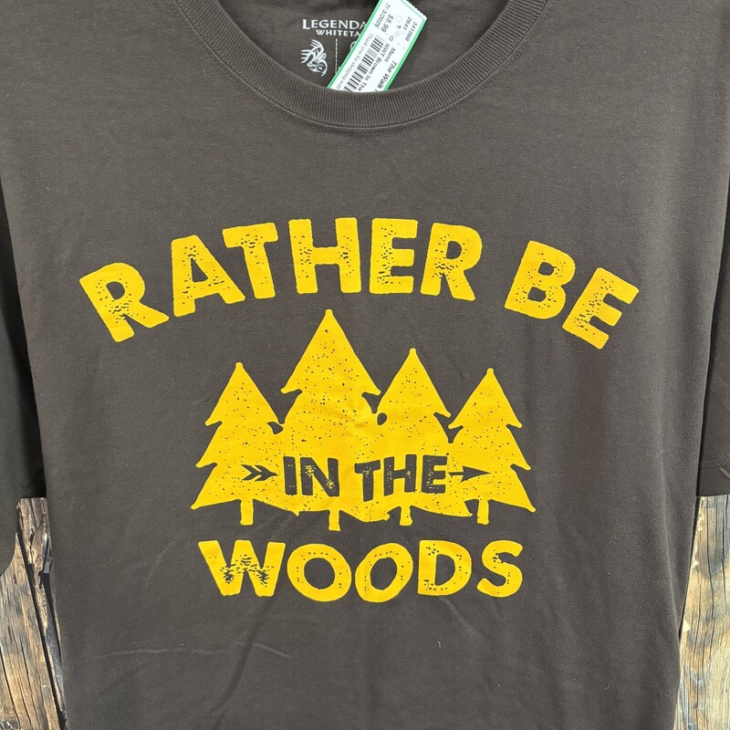 NWT Brown In The Woods Te