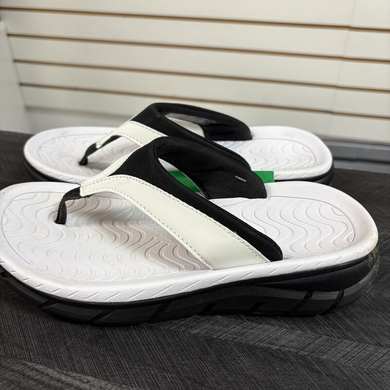 White & Black Flip Flops, Size: 7