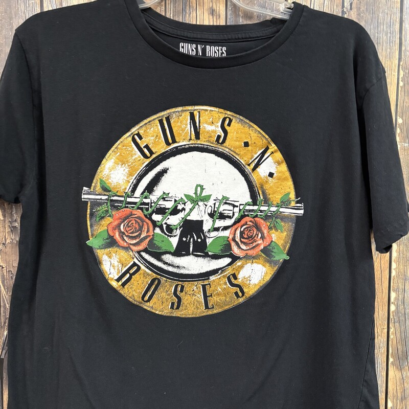 Guns & Roses Black Tee