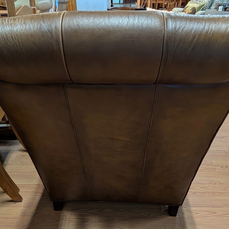 Randall Allen Leather, Studs
33 x 43 x 38h
23 x 19 x 15h Ottoman