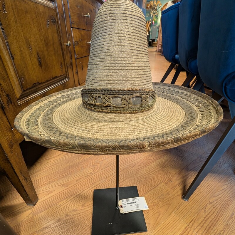 Late 1800s Sombrero, Handmade, W/stand
16 x 17 x 8h