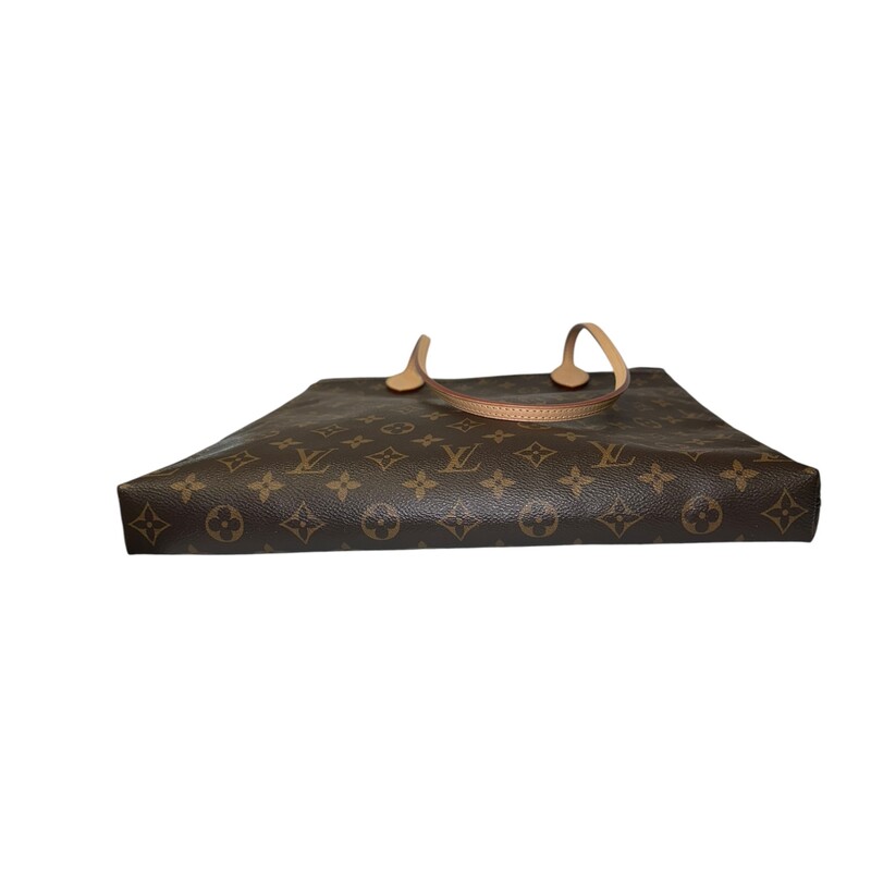 Louis Vuitton Carry It Monogram Tote<br />
<br />
Date Code: FL0260<br />
<br />
Dimensions: Height 15, Width 13.5, Depth 1 inches<br />
<br />
In excellent condition. Like New. Does not come with pouchette<br />
<br />
Comes with original dust bag. No box. No pouchette.