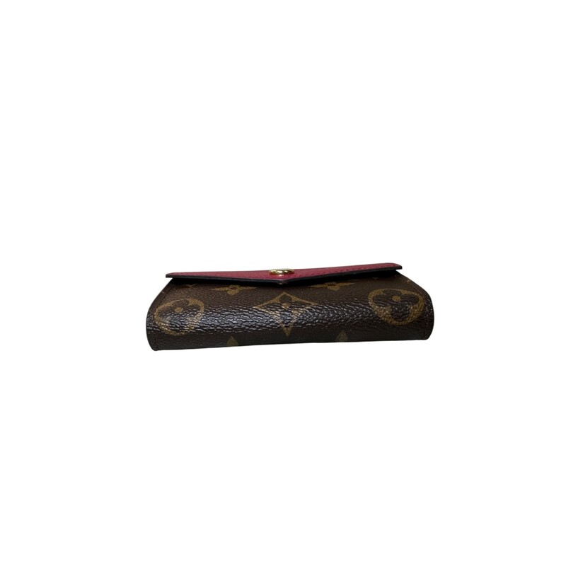 Louis Vuitton Sarah Multicartes Fuchsia  Wallet<br />
<br />
Date Code:SP1137<br />
<br />
Dimensions: 4 L X 3 H inches<br />
<br />
In very good condition. Some scratching on the hardware.<br />
<br />
Does not come with original dust bag or box.