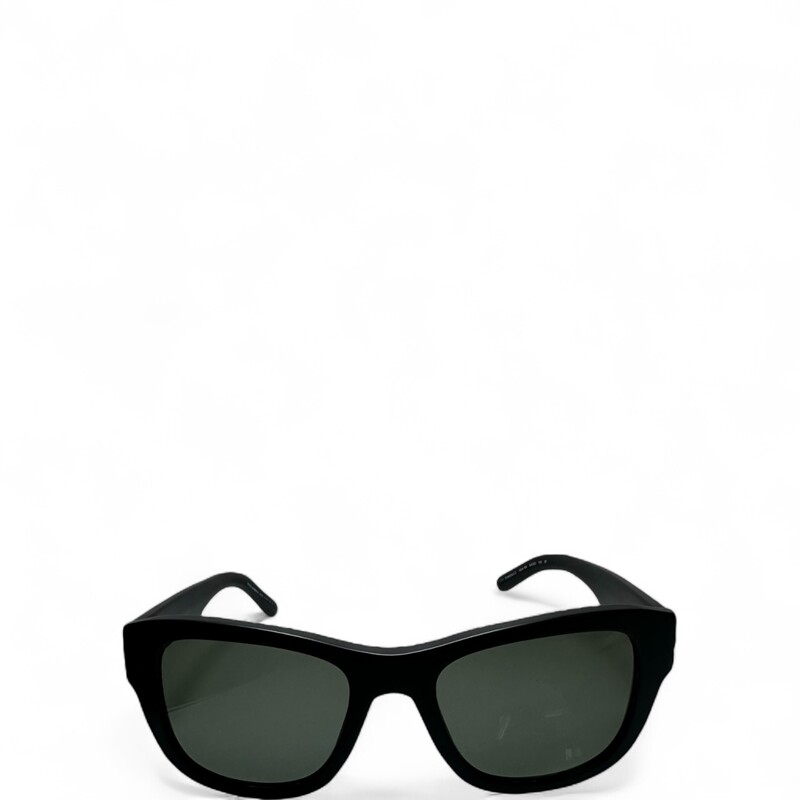 Dolce & Gabbana Domenico Black Square Sunglasses

In very good condition. Some minor marks on lenses.

Comes with the original case. No box.