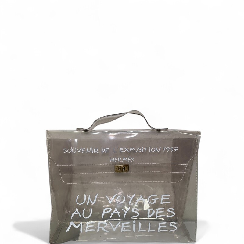 Hermes Vinyl Souvenir De LExposition Kelly 1997 Clear Translucent

Dimensions: 11.61in x 4.33in x14.96 in

In very good condition. Light scuffs and marks on the bottom of the bag.

Does not come with dust bag or box.