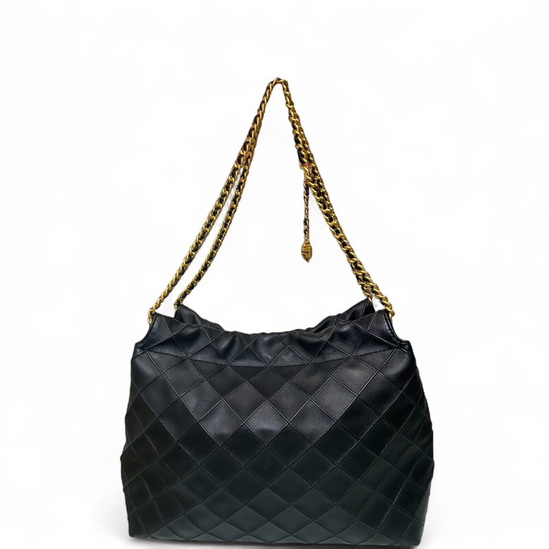Tory Burch Fleming Lether Quilted  Soft Hobo Bag Tote

Dimensions: 14.2W x 4.1D x 11.8H

In Excellent condition.

Does not come with original dust bag or box.