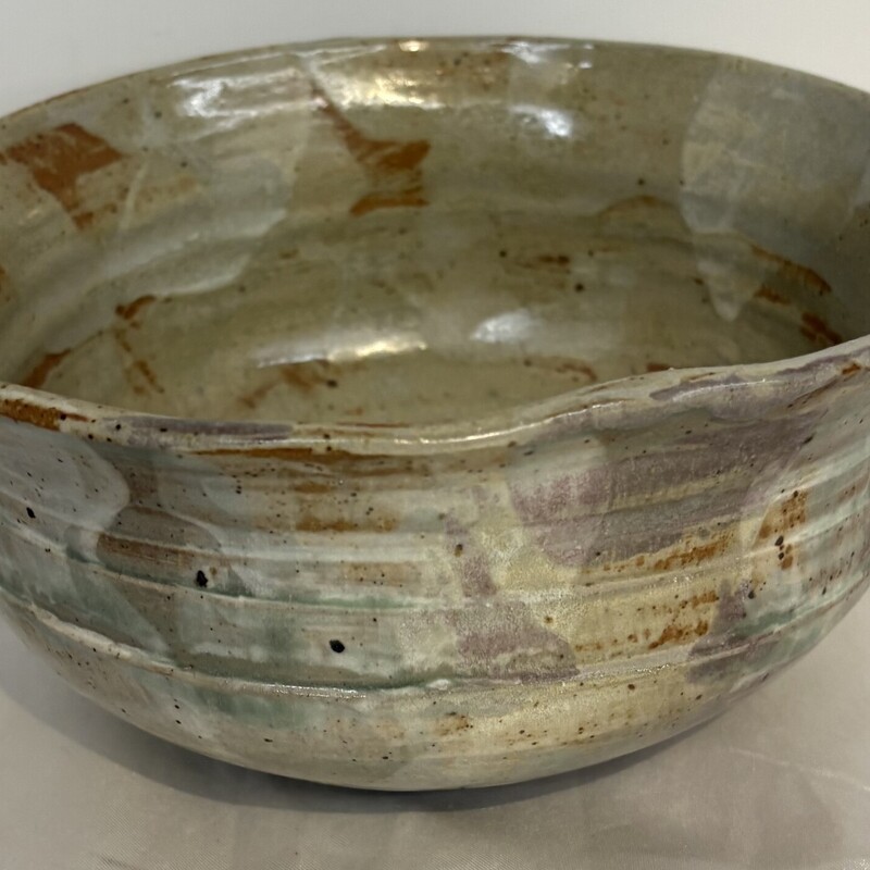 Gina Desantis Artisan Bowl
GD Ceramics
Local Artist
Gray, Brown and White
Size: 8x3.5H