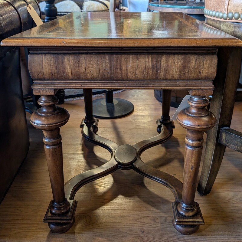 Alfonso Marina Side Table, Rectngle, Wm Mary
24 x 33 x 27h