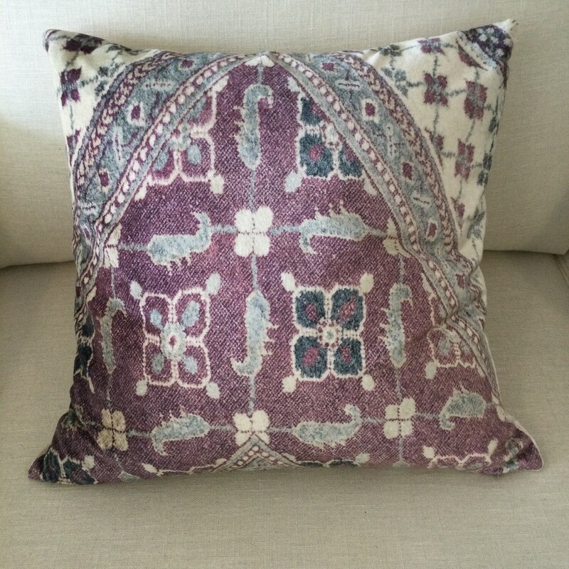 Velvet Toss Cushion