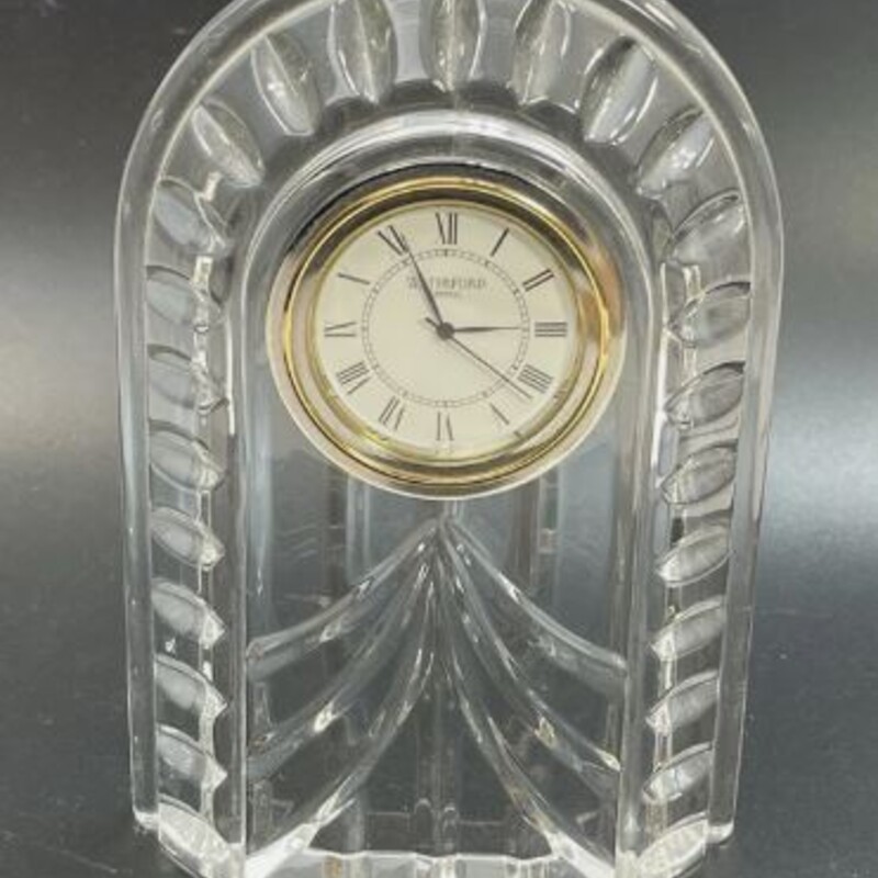 Waterford Overture Clock
Clear and Silver
Size: 3.5x5H