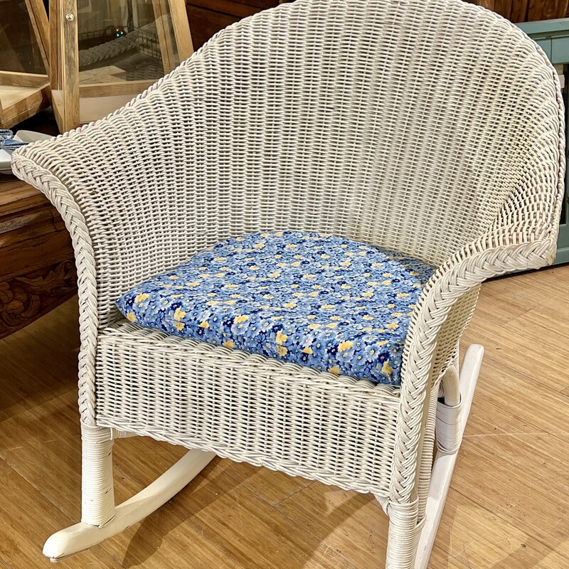 Rocker Wicker Cushion