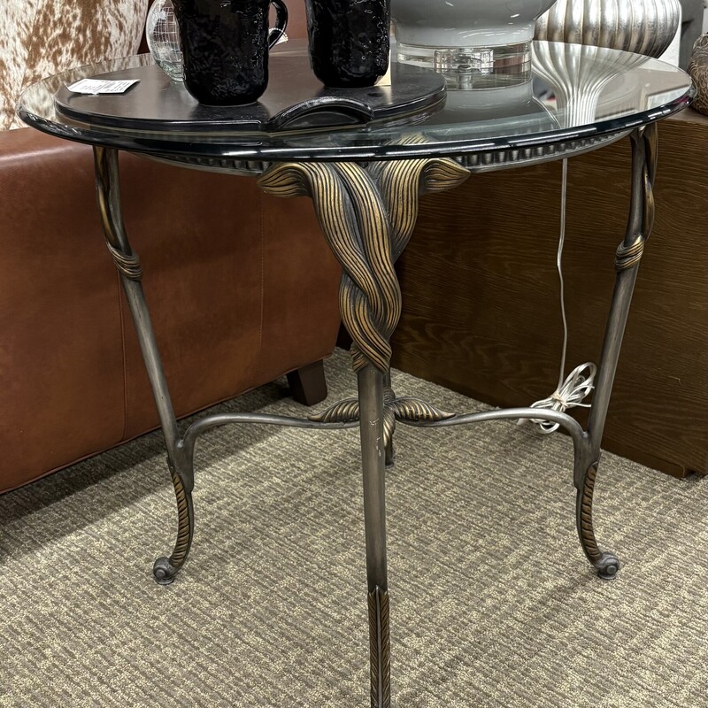 Drexel Round Accent Table