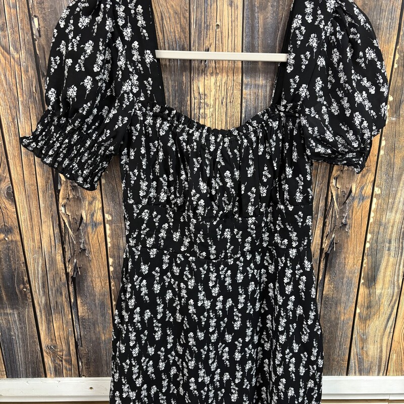 Crown & Ivy Flower Dress