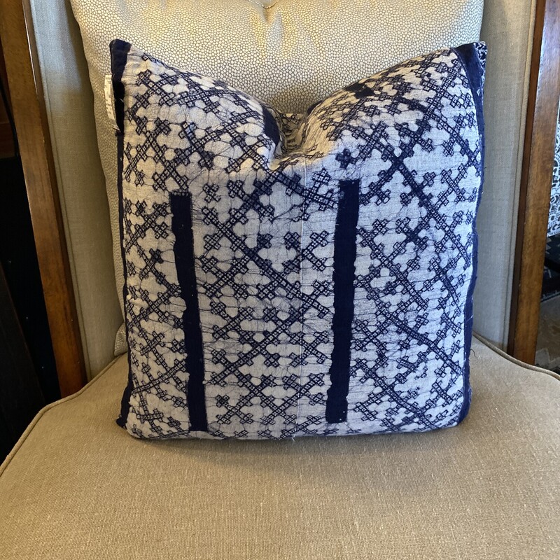 Navy Patterned Down