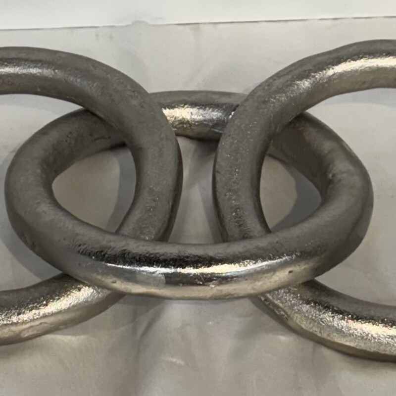 3Metal Interlocking Rings