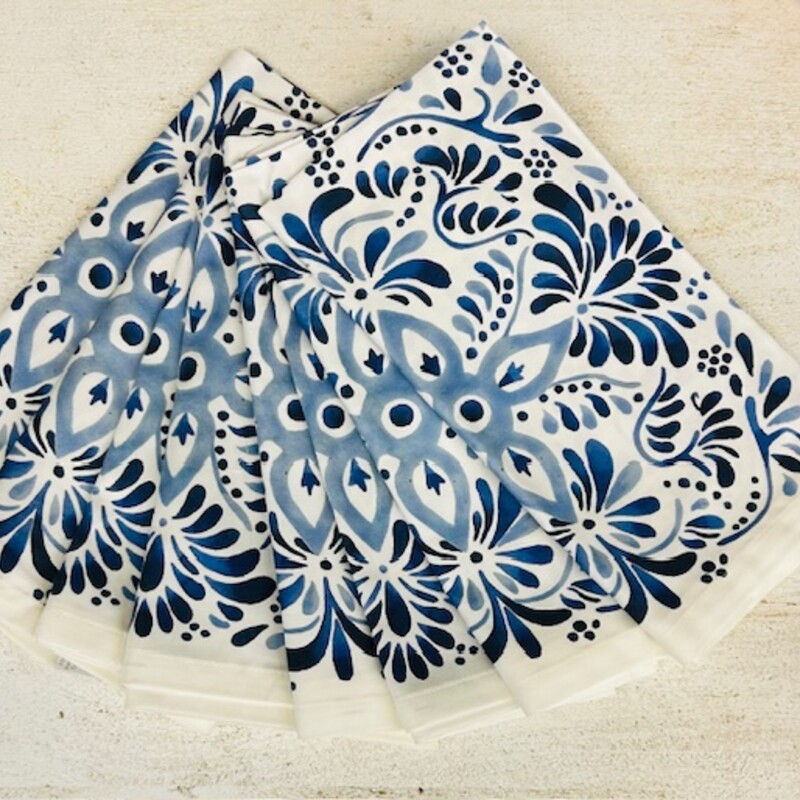 Set of 8 Juliska Iberian Napkin
Blue White
Size: 21 x 21L