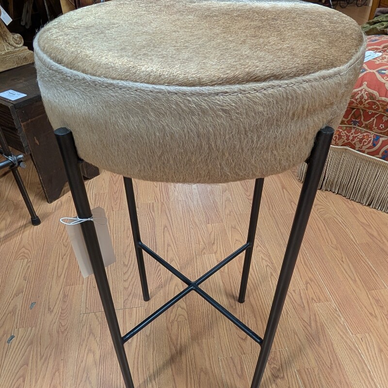 Hide Covered Barstool
16 Round x 30.5h