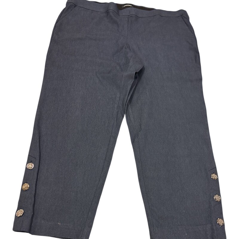 Capris: Blue