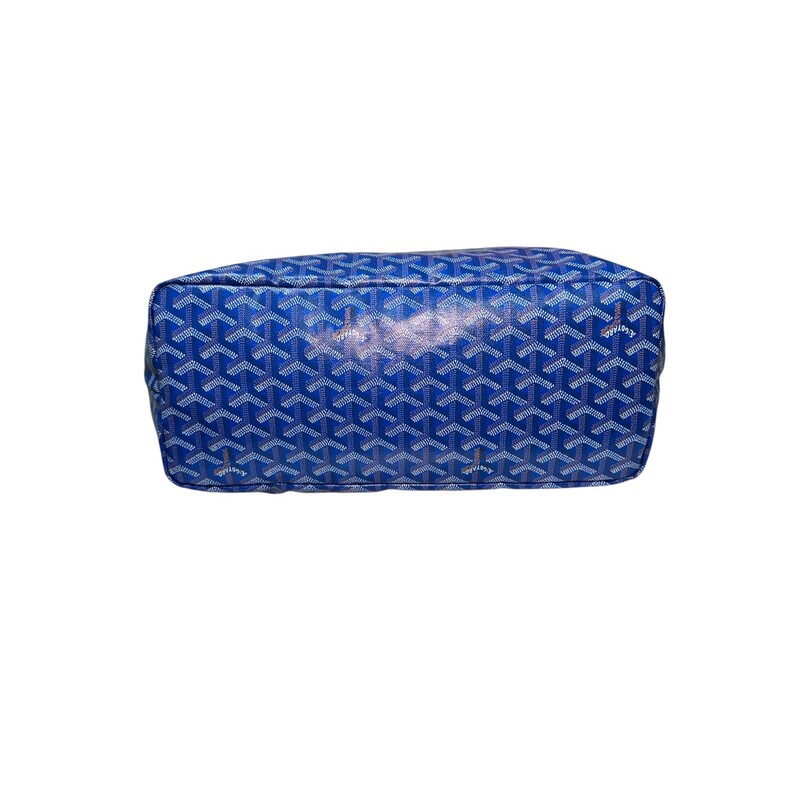 Goyardine St.Louis PM Tote with Pouch<br />
<br />
Serial Code: LME 020249<br />
<br />
Dimensions:<br />
Handle Drop: 6.75 in<br />
Height: 10.5 in<br />
Width: 19 in<br />
Depth: 5.75 in<br />
<br />
In excellent condition. Like new<br />
<br />
Comes with the original dust bag. No box.