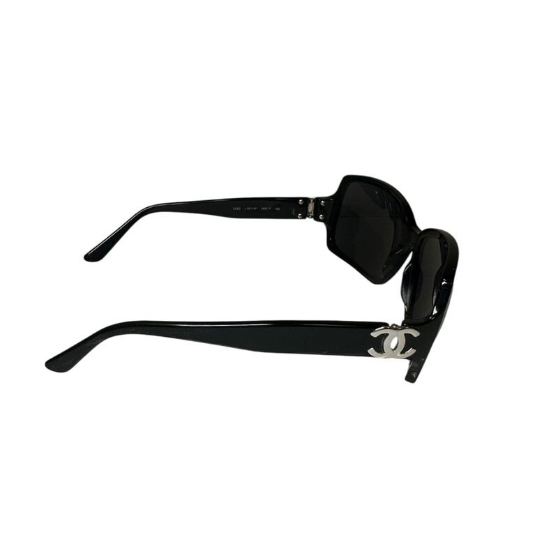 Chanel Black Square Sunglasses<br />
<br />
Style Code: Chanel 5030<br />
<br />
in very good condition. Some minor scratches on the lenses.<br />
<br />
Come with the original case.