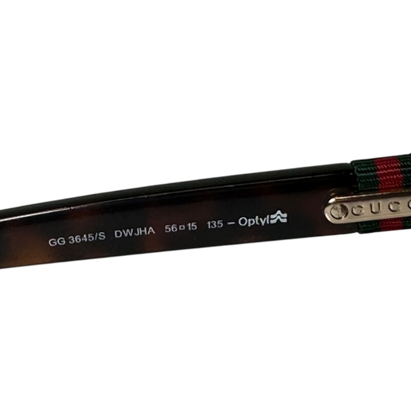 Gucci GG3645 STorise Shell GG Logo<br />
<br />
In very good condition. Very minor scratches on the lenses.<br />
<br />
Comes with the original case. No dust bag.