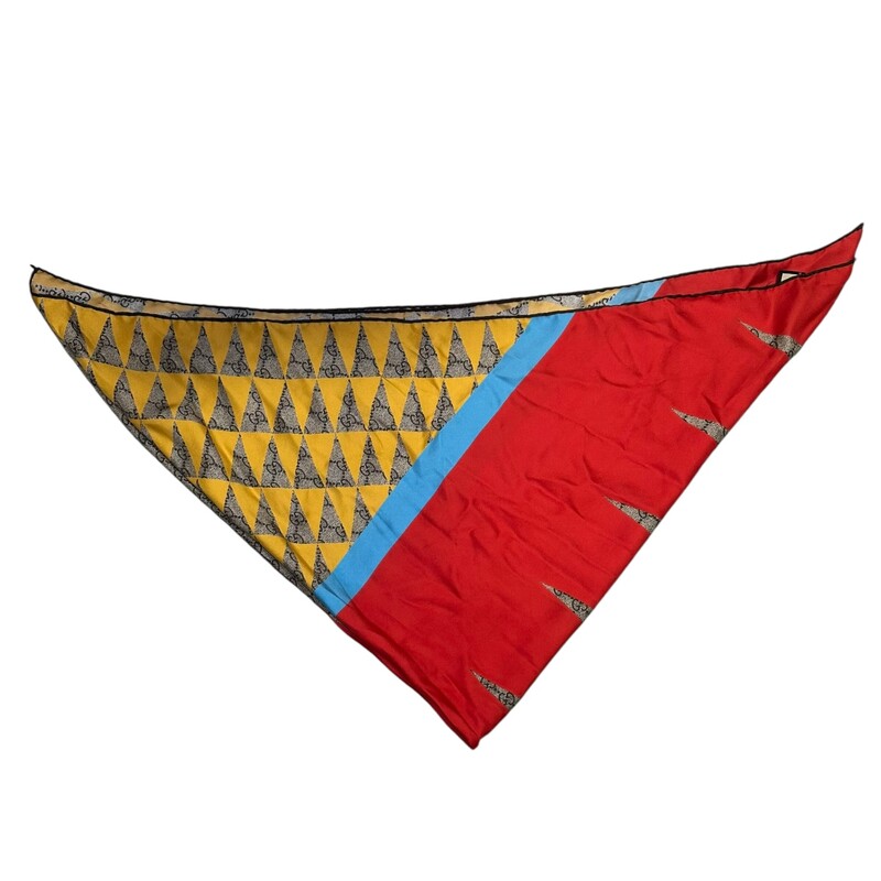 Gucci Rhombus Monogram Scarf<br />
<br />
In very good condition.<br />
<br />
Comes with the original dust bag. No box