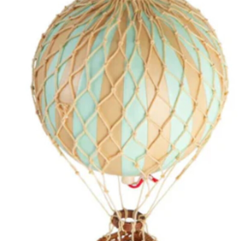 TravelsLightHotAirBalloon