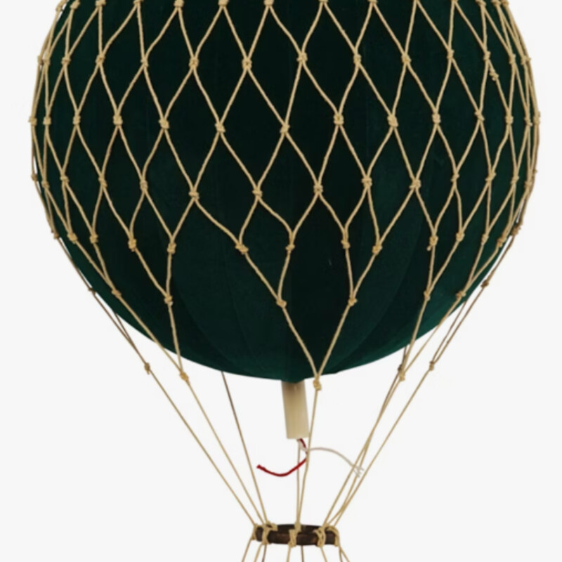 TravelsLightHotAirBalloon