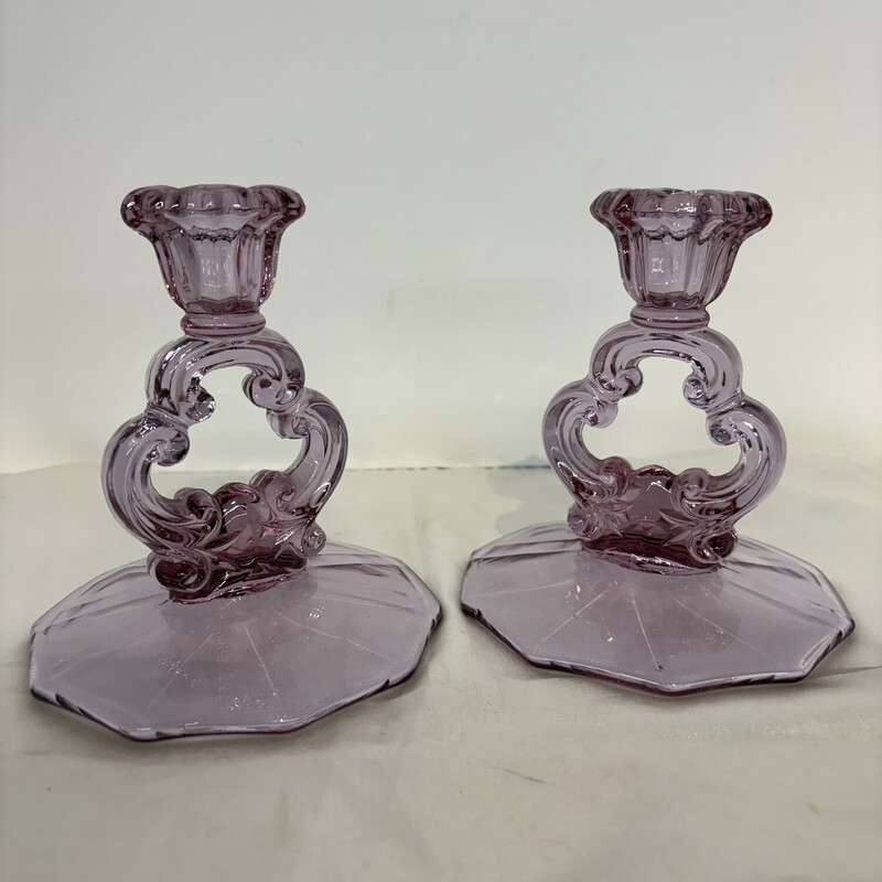 2 Glass Rounded Scroll
