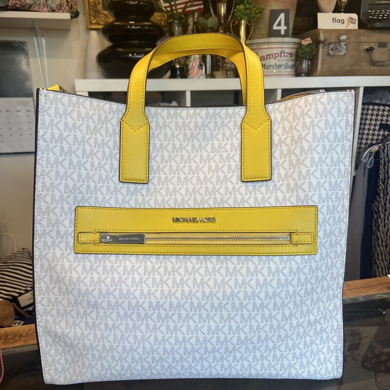 NWT Wht/Yllw MK Purse
