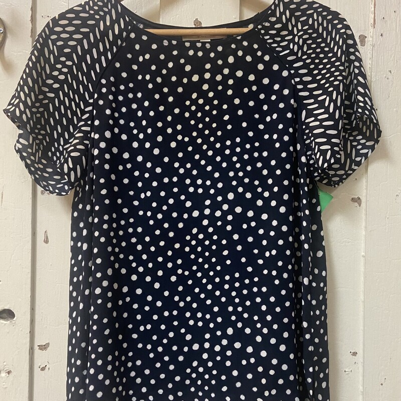 Nvy/Crm Pat SS Blouse<br />
Nvy/Crm<br />
Size: M R $49