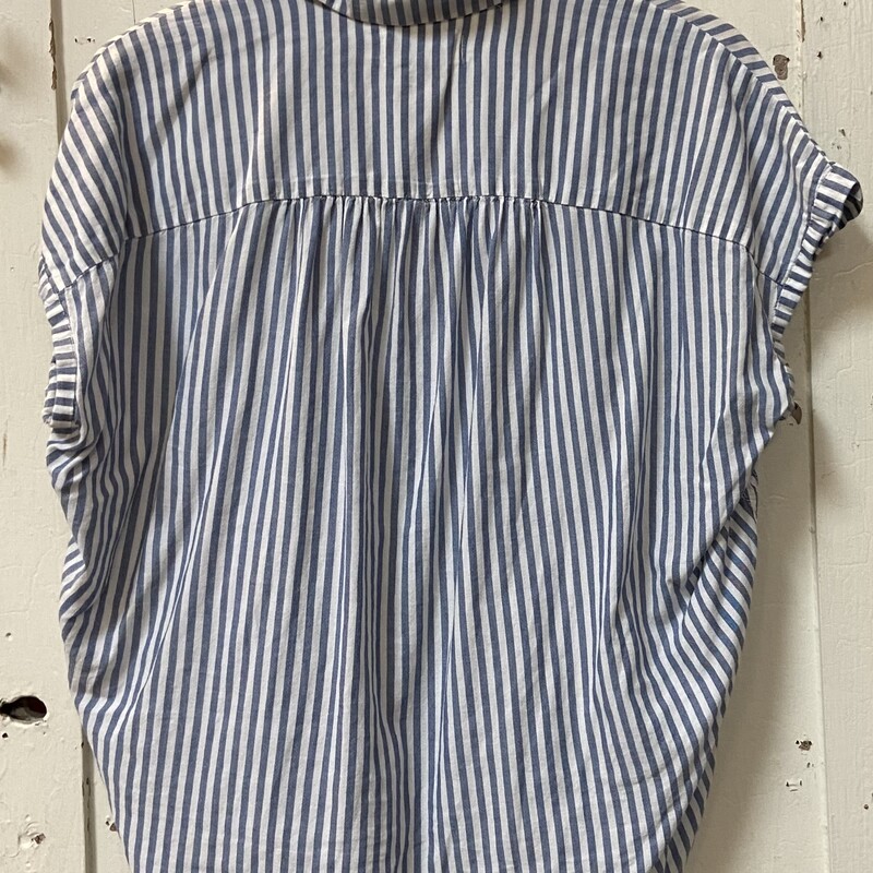 Blu/W Strip Bttn Shirt<br />
Blu/W<br />
Size: S R $78