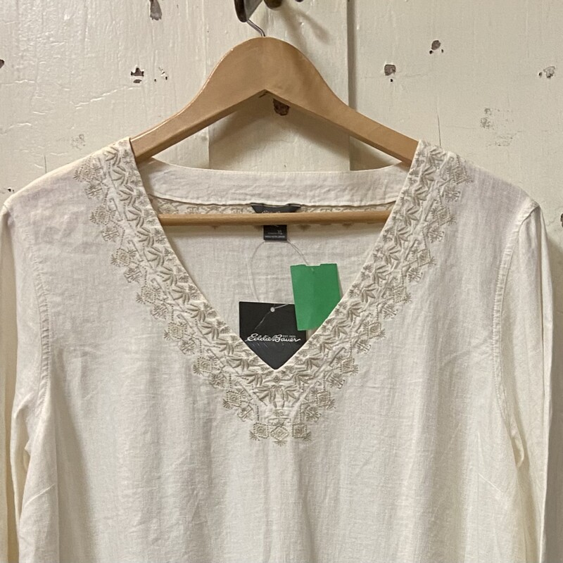 NWT Ivory Emb Tunic