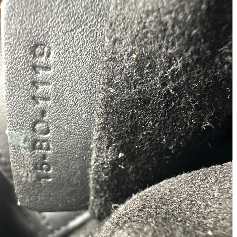 Dior Lady Dior Black Ultramatte Cannage Calfskin Mini<br />
<br />
Serial Code:15- BO-1119<br />
<br />
Dimensions: 6.5 L  x 6 H  x 3 W inches<br />
<br />
In good condition. Wear and fading of the hardware throuhgout the bag. Interior marks and stains.<br />
<br />
Comes with the original dust bag. No Box.